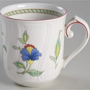 Rare Vintage Villeroy & Boch “Persia”  Porcelain Coffee Mug Cup Floral Accents
